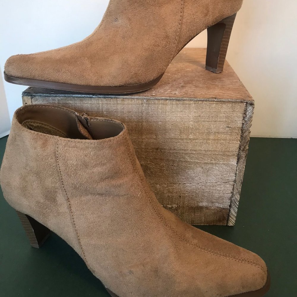 Splash Tan Suede Ankle Boots